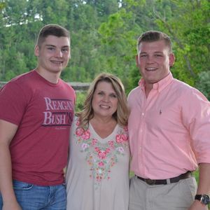 Meet your Posher, Paula